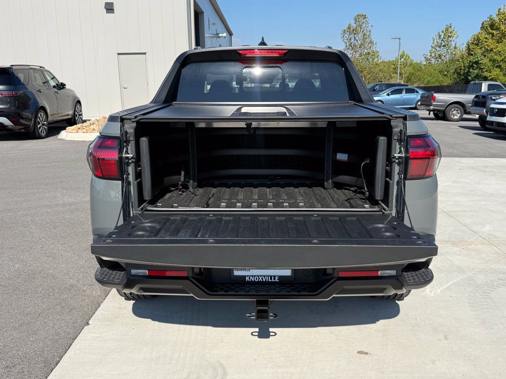Used 2024 Hyundai Santa Cruz Night AWD/4WD image 34