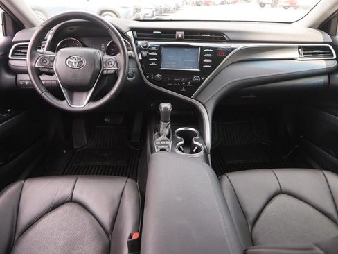 Used 2018 Toyota Camry XSE FWD image 20