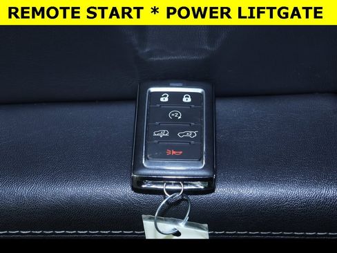 Used 2022 Jeep Wagoneer Series III w/ Premium Group I image 11