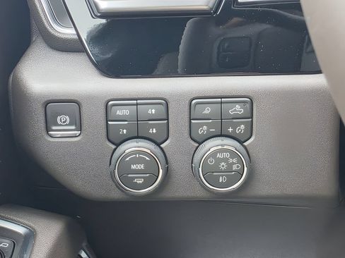 New 2026 Chevrolet Silverado 3500 LT w/ Texas Edition AWD/4WD image 26