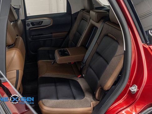 Used 2025 Ford Bronco Sport Outer Banks w/ Outer Banks Tech Package+ image 30