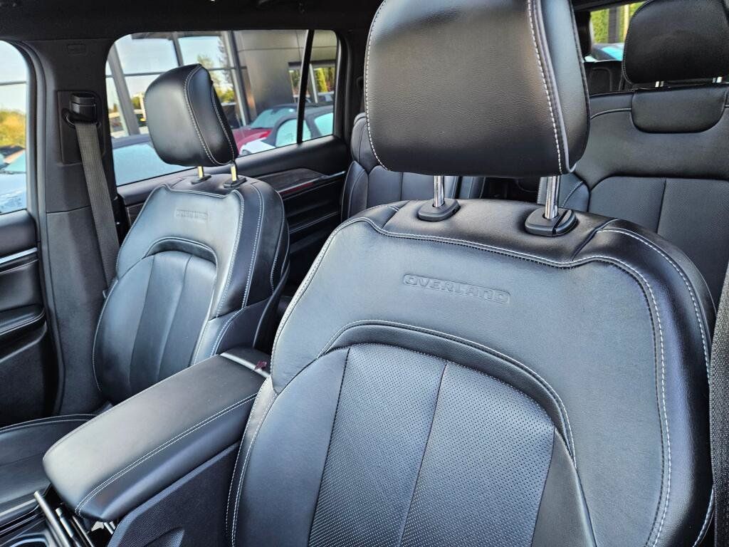 Used 2023 Jeep Grand Cherokee L Overland AWD/4WD image 19