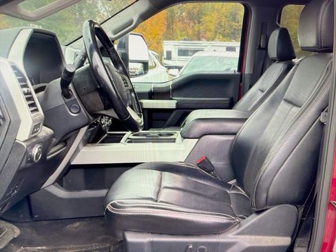 Used 2021 Ford F350 Lariat image 6