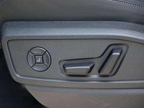 New 2026 Audi SQ5 Prestige AWD/4WD image 23