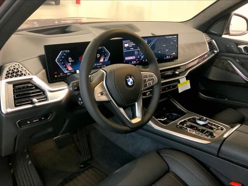 New 2026 BMW X7 xDrive40i w/ Executive Package image 8