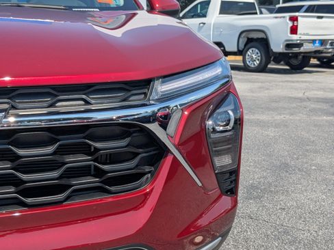 New 2025 Chevrolet Trax LT w/ Driver Confidence Package image 33