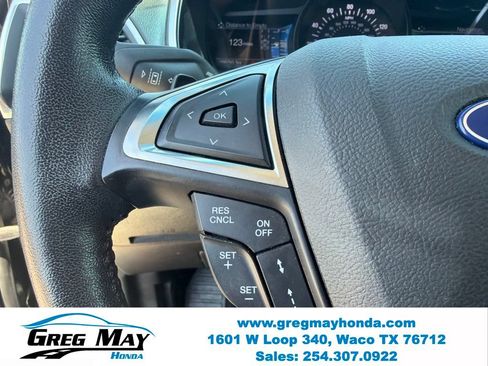 Used 2018 Ford Edge Titanium w/ Equipment Group 301A FWD image 16