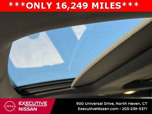 Certified 2023 Nissan Maxima SR w/ Sport Mat Group image 12