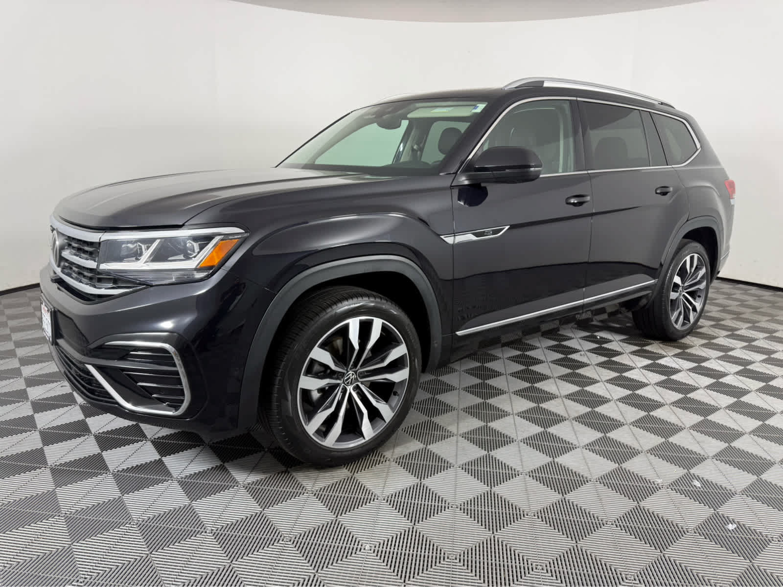 Used 2023 Volkswagen Atlas SEL Premium AWD/4WD image 7