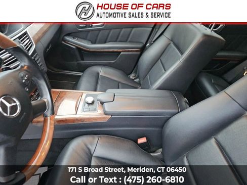 Used 2013 Mercedes-Benz E 350 4MATIC Sedan image 32