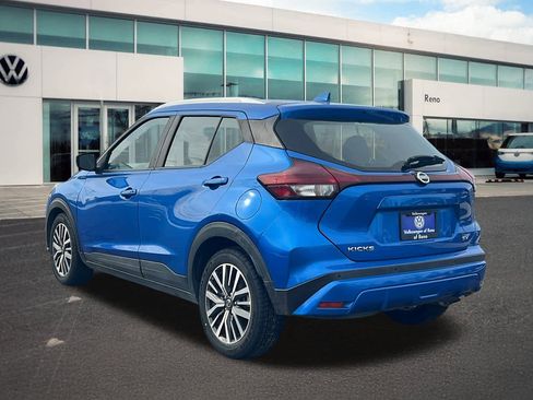 Used 2021 Nissan Kicks SV image 7