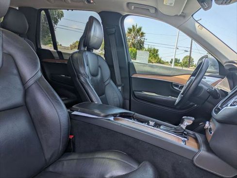 Used 2016 Volvo XC90 T6 Inscription w/ Vision Package AWD/4WD image 25