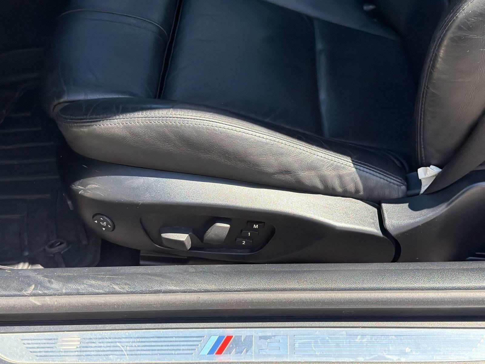 Used 2011 BMW M3 Convertible RWD image 15