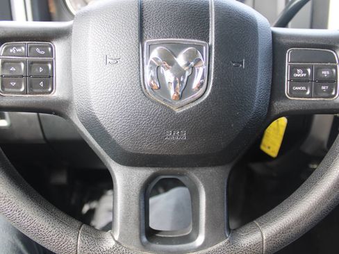 Used 2017 RAM 2500 SLT AWD/4WD image 14