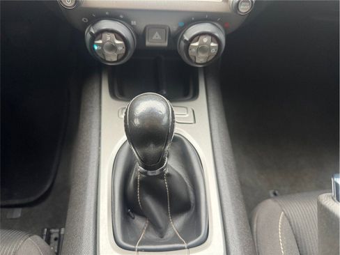 Used 2015 Chevrolet Camaro SS image 11