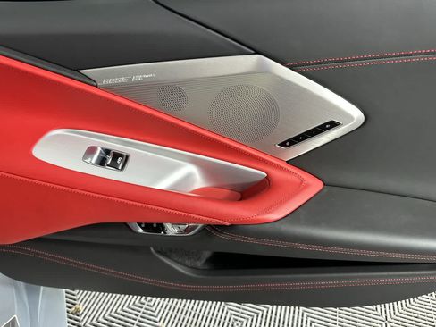 Used 2021 Chevrolet Corvette Stingray Premium Cpe w/ Z51 Performance Package RWD image 15