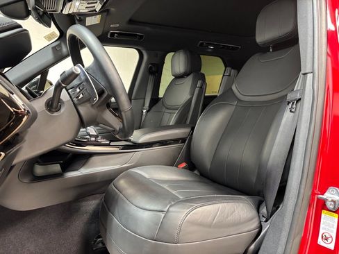 Used 2023 Land Rover Range Rover Sport SE Dynamic image 21