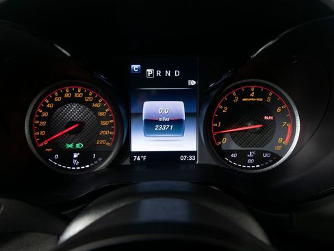 Used 2018 Mercedes-Benz AMG GT R image 16