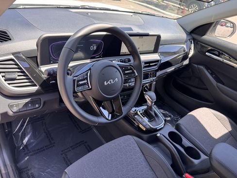 New 2026 Kia Seltos S AWD/4WD image 12