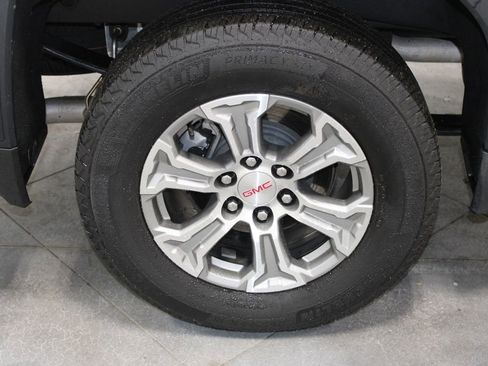 Used 2024 GMC Sierra 1500 SLT image 49