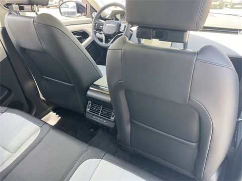 Used 2025 Land Rover Range Rover Evoque Dynamic SE image 13