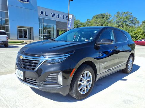 Used 2023 Chevrolet Equinox LT image 1