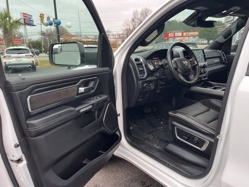 Used 2024 RAM 1500 Laramie image 4