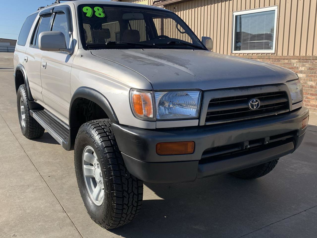 Used 1998 Toyota 4Runner SR5 w/ Sports Pkg AWD/4WD image 1