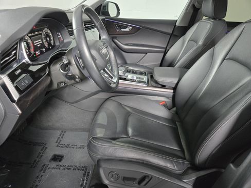 Used 2022 Audi Q8 Premium Plus w/ Premium Plus Package image 11