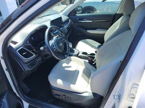 Used 2021 Kia Seltos EX image 5