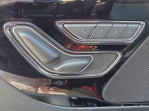 New 2026 Lincoln Aviator AWD image 16