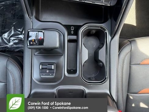 Used 2024 GMC Sierra 1500 AT4 w/ Technology Package AWD/4WD image 29