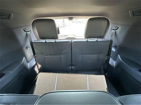 New 2025 Lexus LX 700h F Sport image 18