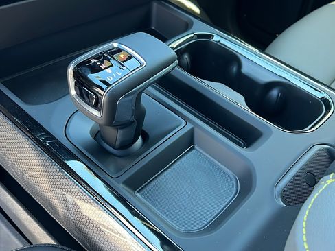 New 2026 Chevrolet Silverado 1500 ZR2 image 24