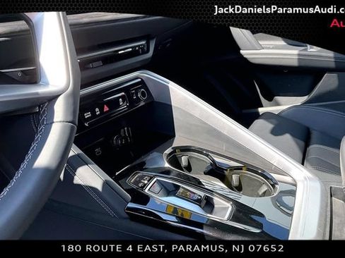 Used 2025 Audi Q5 Premium Plus w/ Premium Plus AWD/4WD image 12