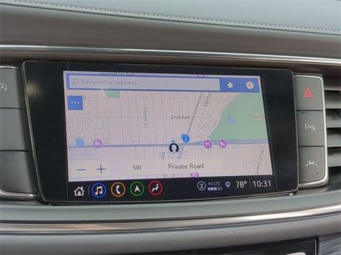 Used 2024 Buick Enclave Premium image 26