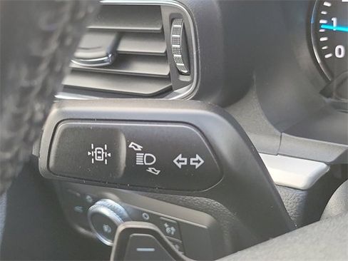 Used 2021 Ford Explorer XLT w/ Equipment Group 202A image 11