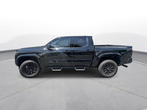 Used 2025 Toyota Tacoma SR5 RWD image 9