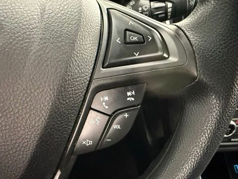 Used 2023 Ford Edge SE image 18