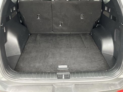 Used 2024 Hyundai Tucson Limited image 16