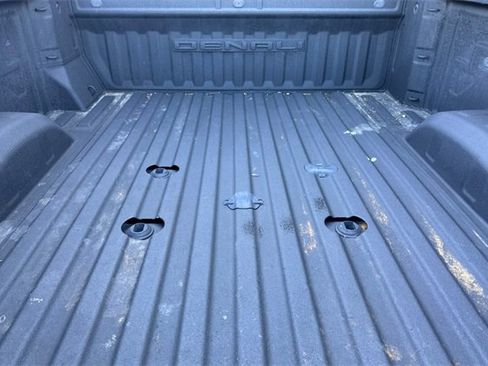 Used 2023 GMC Sierra 3500 Denali w/ Denali Black Diamond Edition image 17