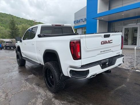 Used 2021 GMC Sierra 1500 AT4 w/ AT4 Premium Package AWD/4WD image 10