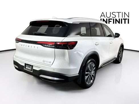 Certified 2027 INFINITI QX60 Luxe w/ Cargo Package AWD/4WD image 10