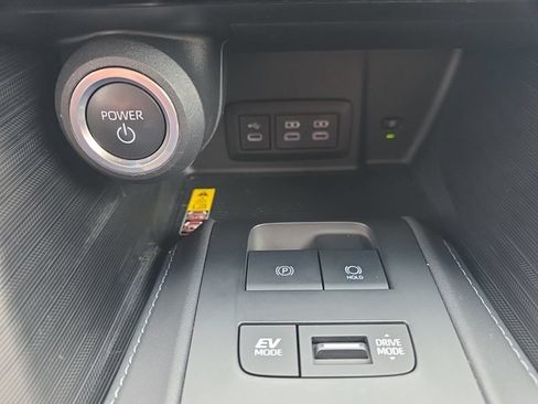 Certified 2023 Toyota Venza Limited AWD/4WD image 22