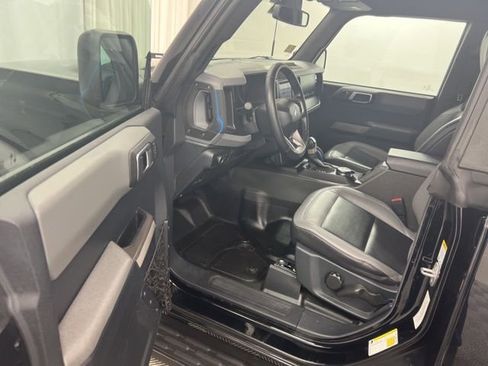 Used 2021 Ford Bronco Black Diamond AWD/4WD image 11