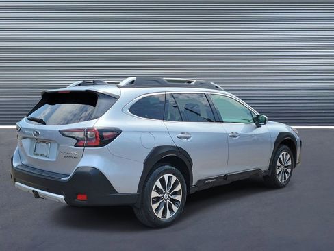 Certified 2024 Subaru Outback Touring XT w/ Popular Package #2 AWD/4WD image 3