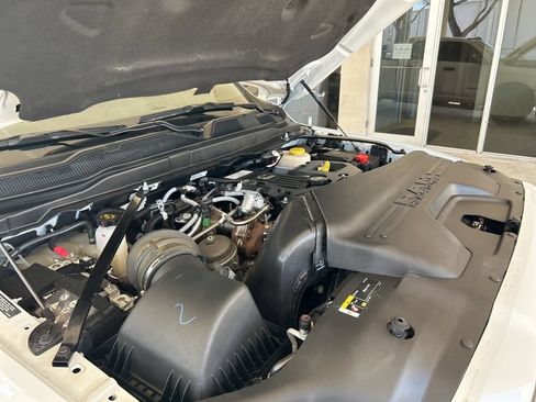 Used 2025 RAM 3500 Big Horn AWD/4WD image 12