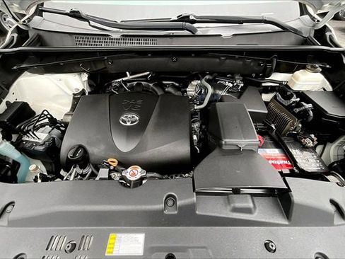 Used 2019 Toyota Highlander Limited image 9