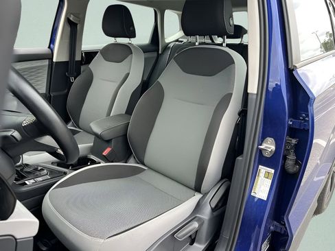 Used 2024 Volkswagen Taos S image 13