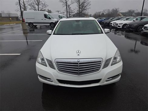 Used 2013 Mercedes-Benz E 350 Sedan image 8